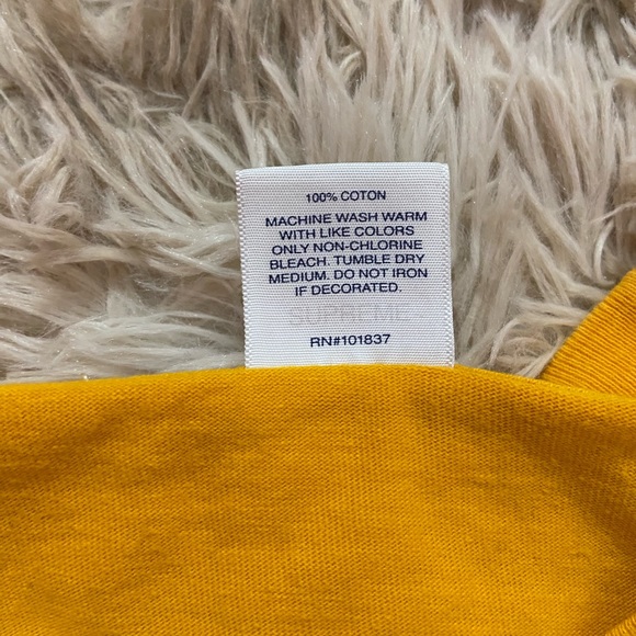 Supreme Graphic Tee - Picture 4 of 4